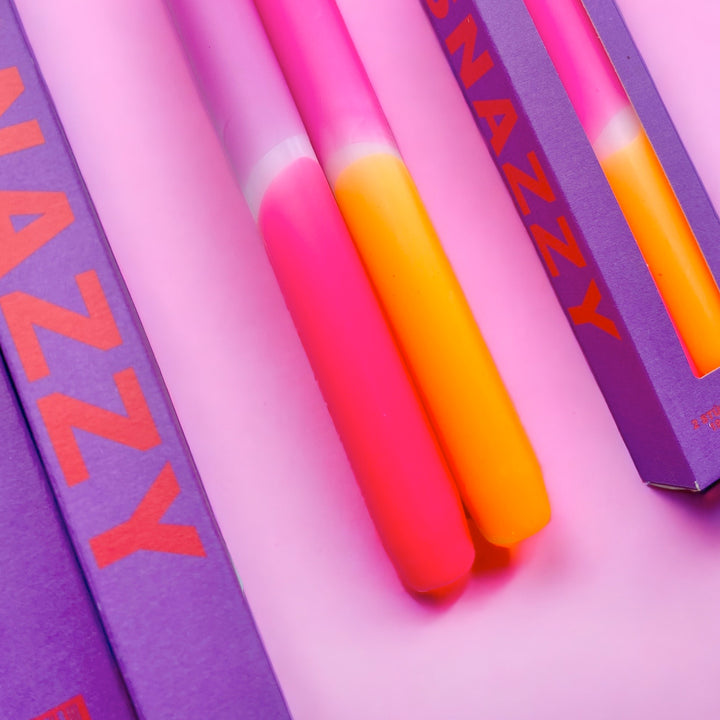 Rainbow Studio "Snazzy" – Handgetauchte Neon-Dinnerkerzen Im 2er-Set