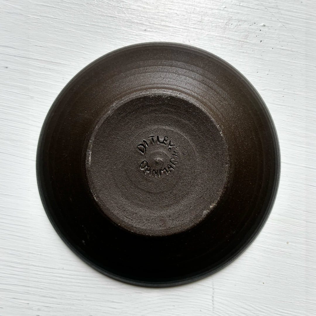4er-Set Keramiktassen mit Untertasse – Braunrot