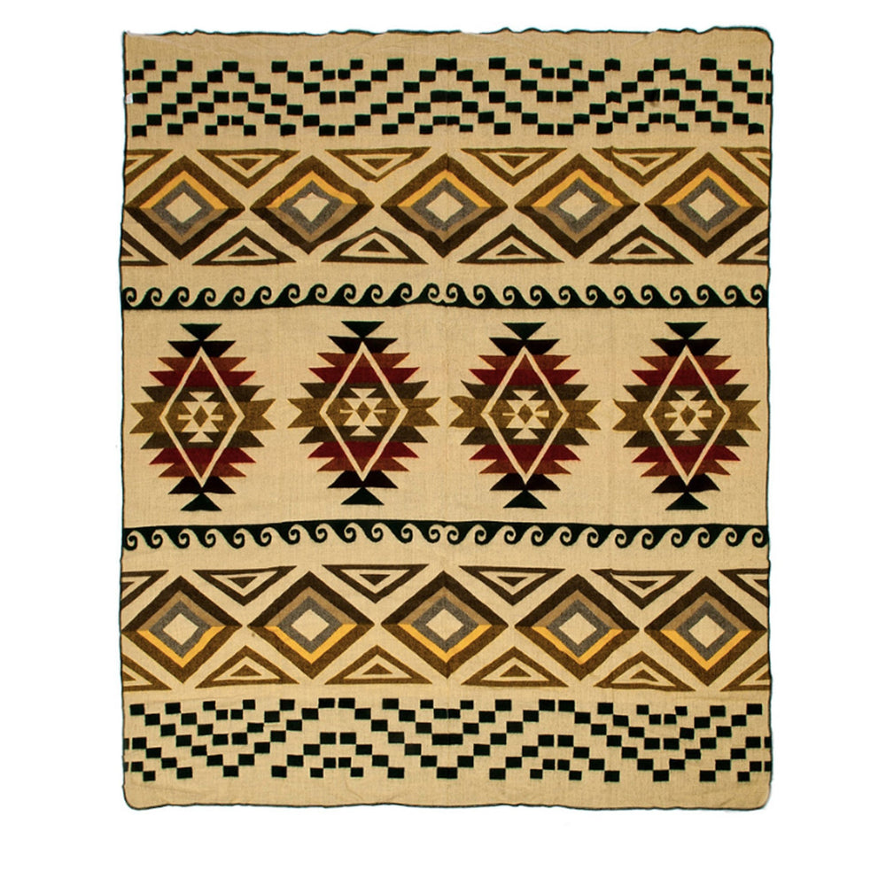 Ganze Ansicht der Rückseite der Alpaka-Decke 'Cayambe Grün', mit geometrischen Mustern auf hellem beigem Hintergrund.