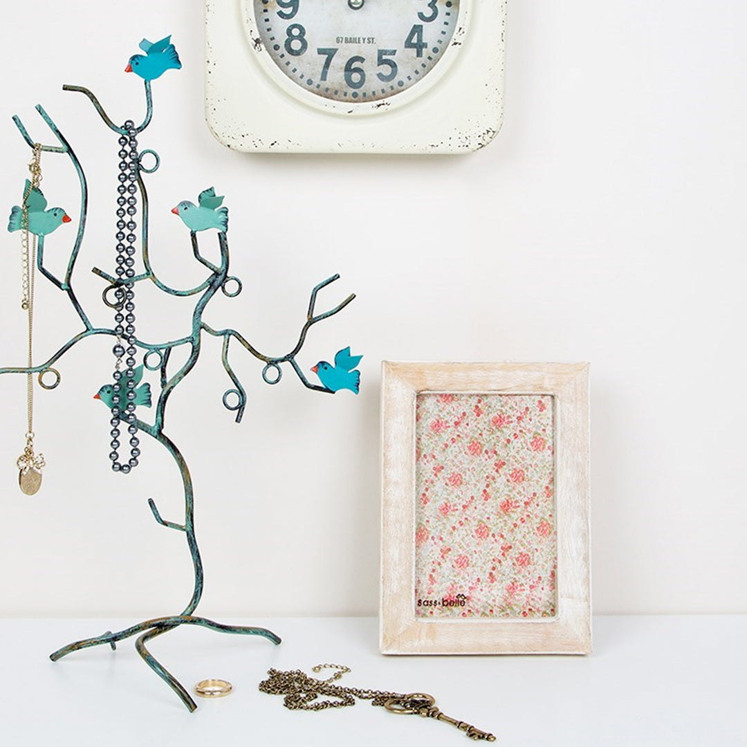 Fotorahmen in hellem Holz zum Aufstellen