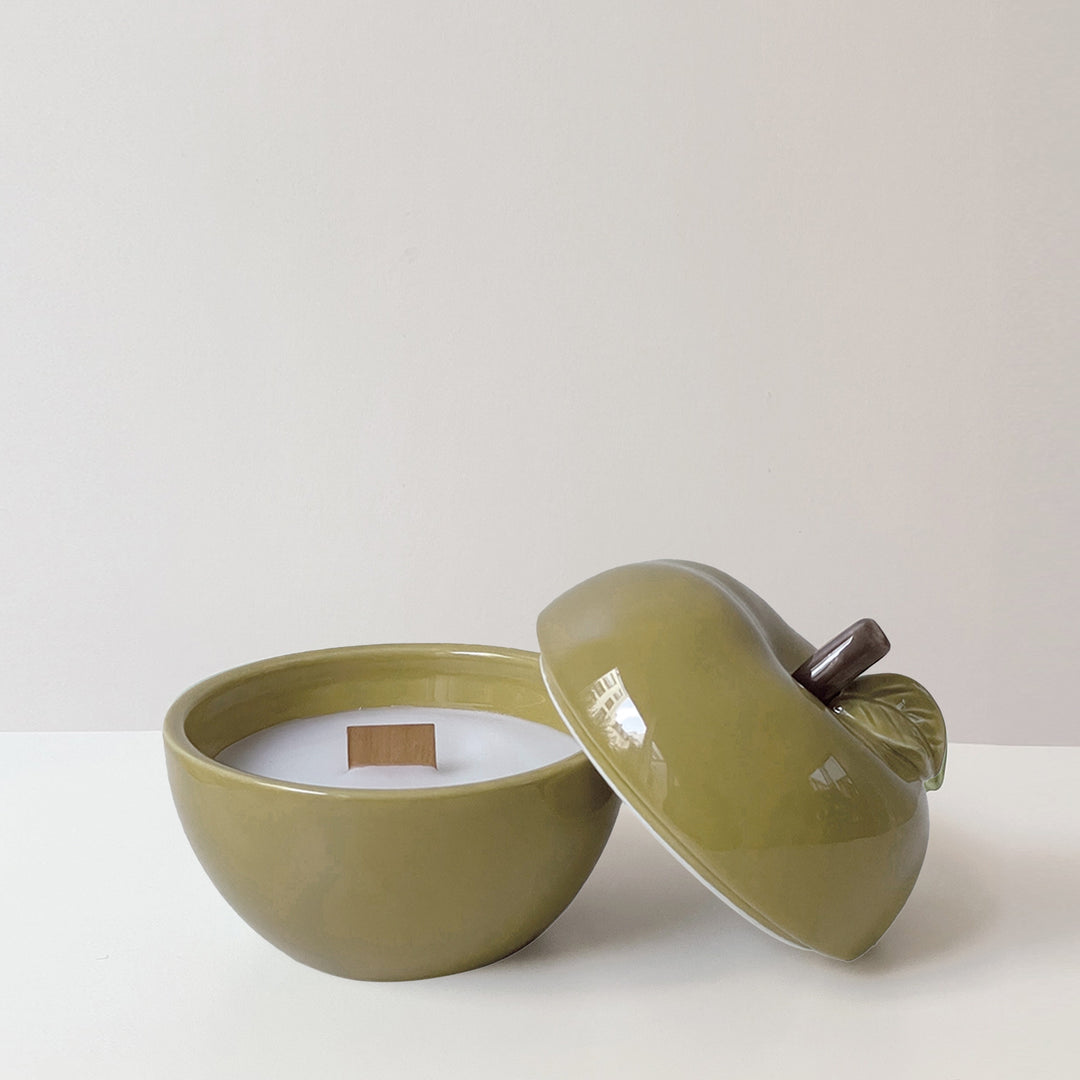Duftkerze "Matcha" in Apfelform mit Deckel - Farbe Grün