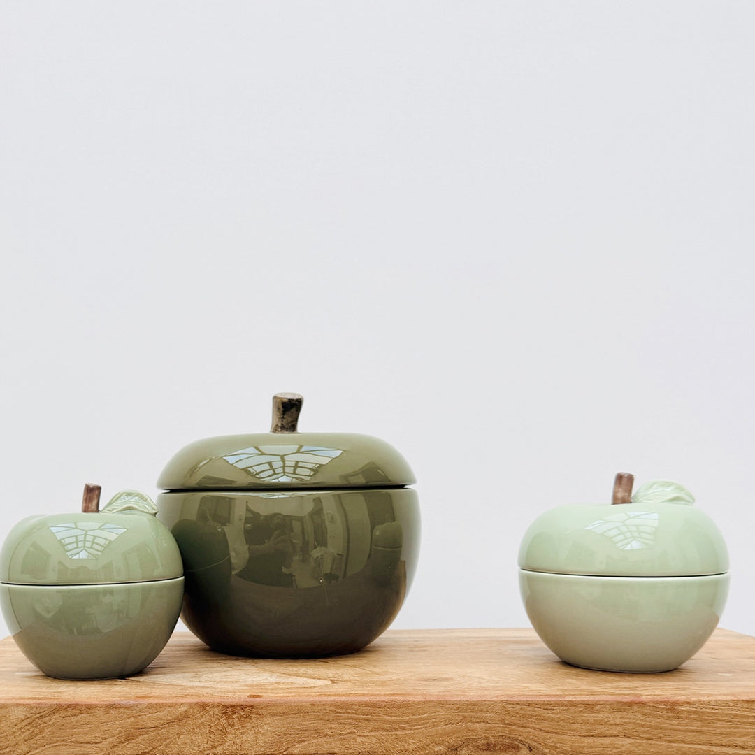 Duftkerze "Vanille" in Apfelform mit Deckel - Farbe Mintgrün