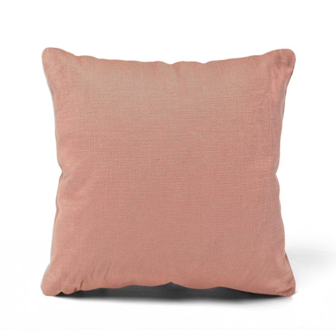 Quadratisches Kuschelkissen (50 x 50 cm) aus 55% Leinen/ 45% Viskose – erhältlich in 4 Farben.