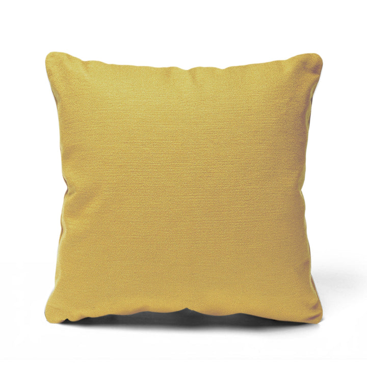 Quadratisches Kuschelkissen (50 x 50 cm) aus 55% Leinen/ 45% Viskose – erhältlich in 4 Farben.