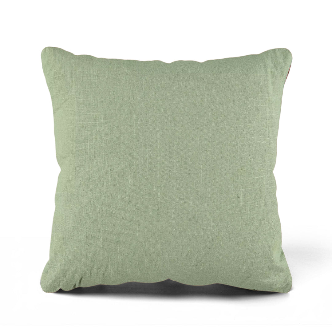 Quadratisches Kuschelkissen (50 x 50 cm) aus 55% Leinen/ 45% Viskose – erhältlich in 4 Farben.