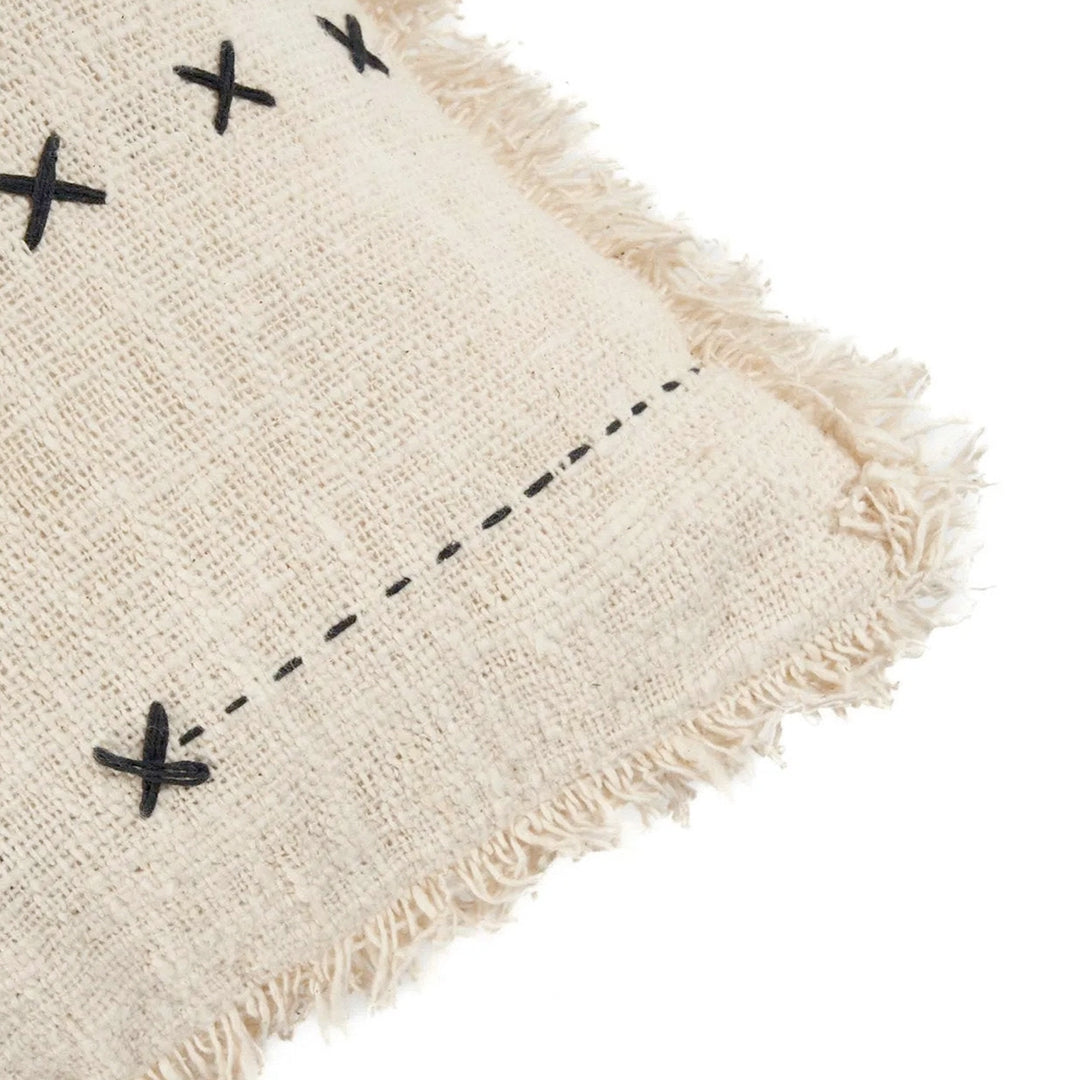 Boho-Kissenbezug - Natur mit schwarzem Muster