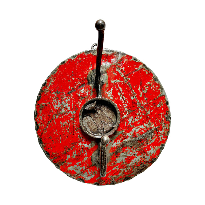 Roter Kleiderhaken - Upcycled