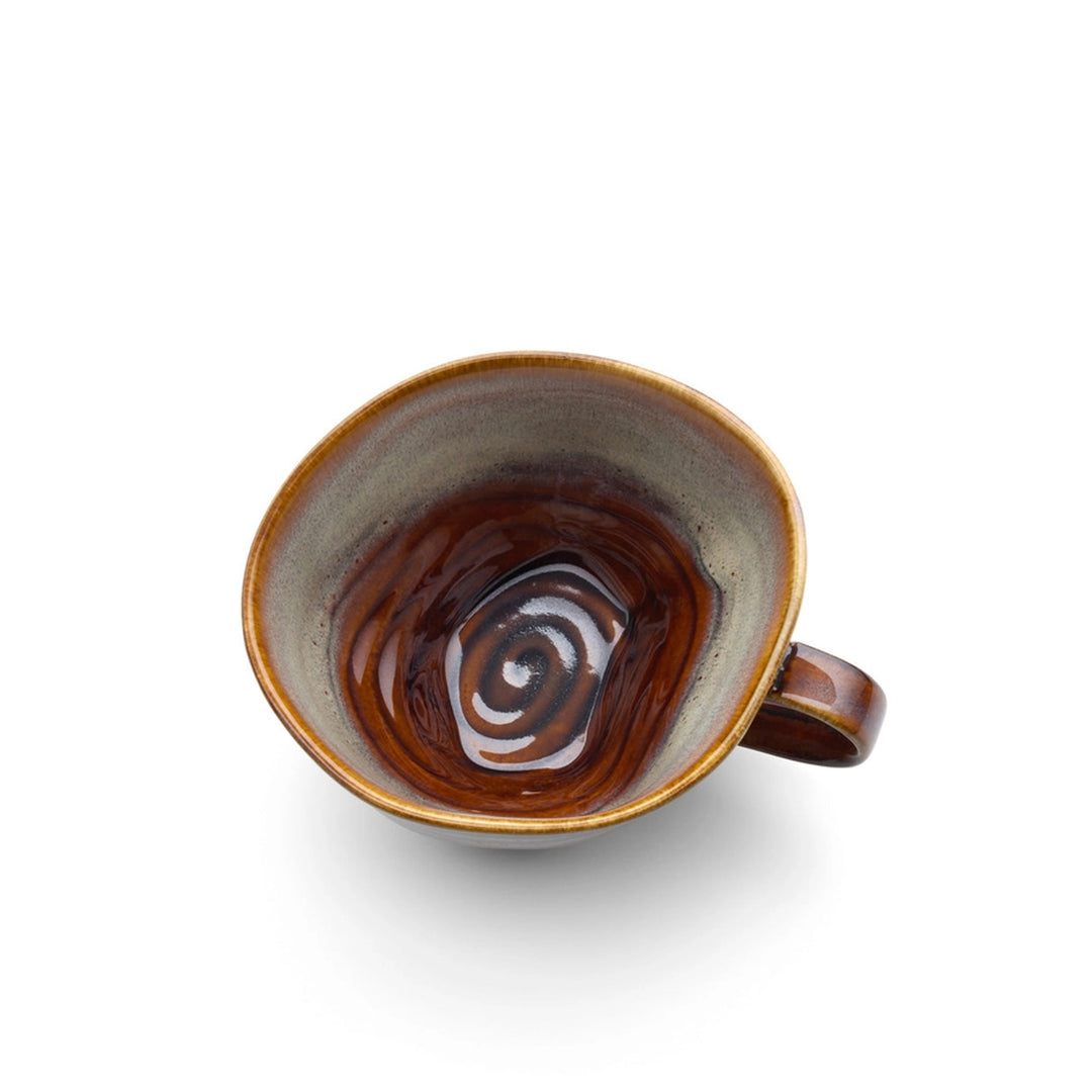 Kleine Tasse in Braun und Grau mit Henkel