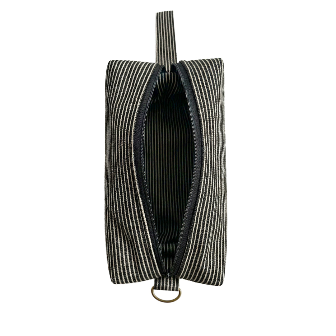 Kosmetiktasche „Striped Minimal“