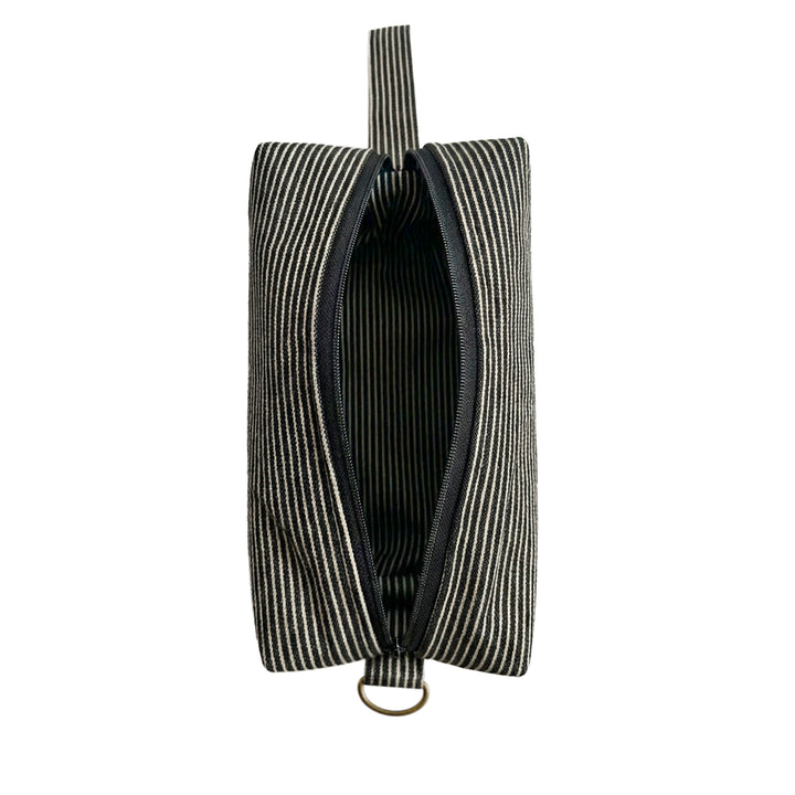 Kosmetiktasche „Striped Minimal“