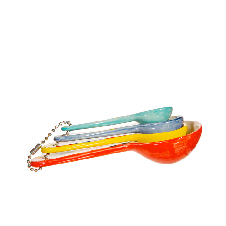 Messlöffel mit folkloristischem Blumenmuster