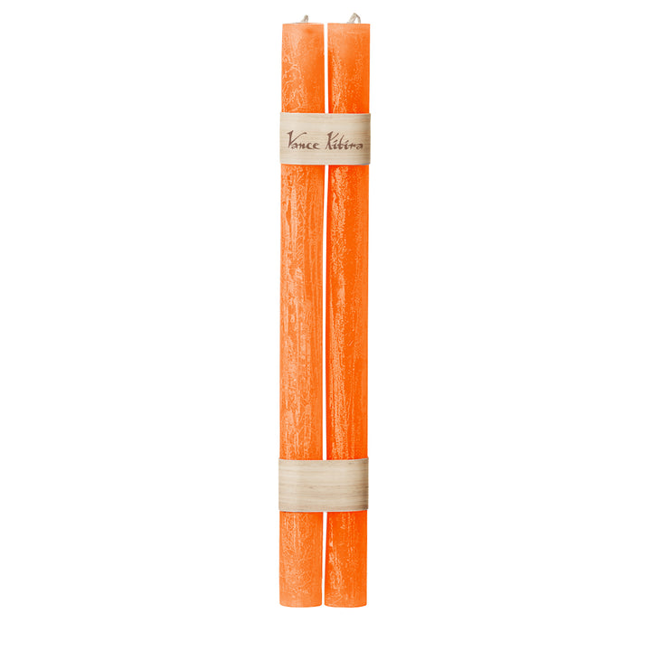 Stabkerzenpaar von Vance Kitira in warmem Mango Sorbet Orange, rustikale Textur, 31 cm hoch