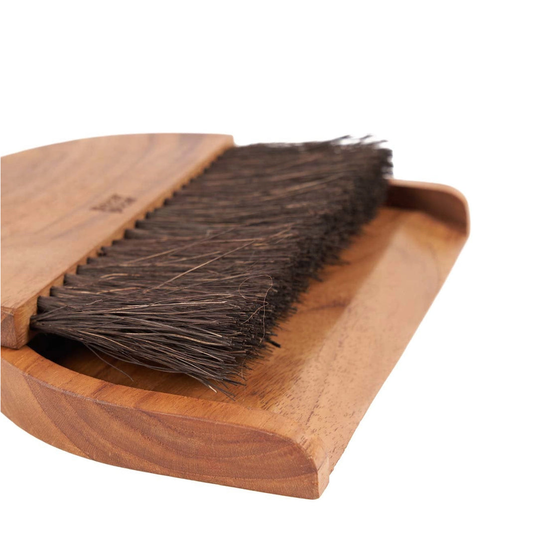 Besen- und Kehrset - Schwarze Borsten