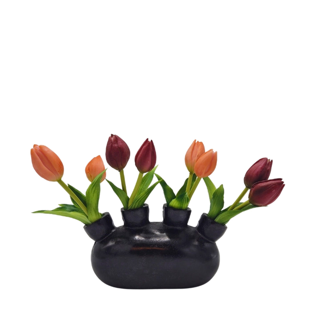 Blumenvase aus Aluminium mit 4 Löchern - Schwarze Vintage-Optik