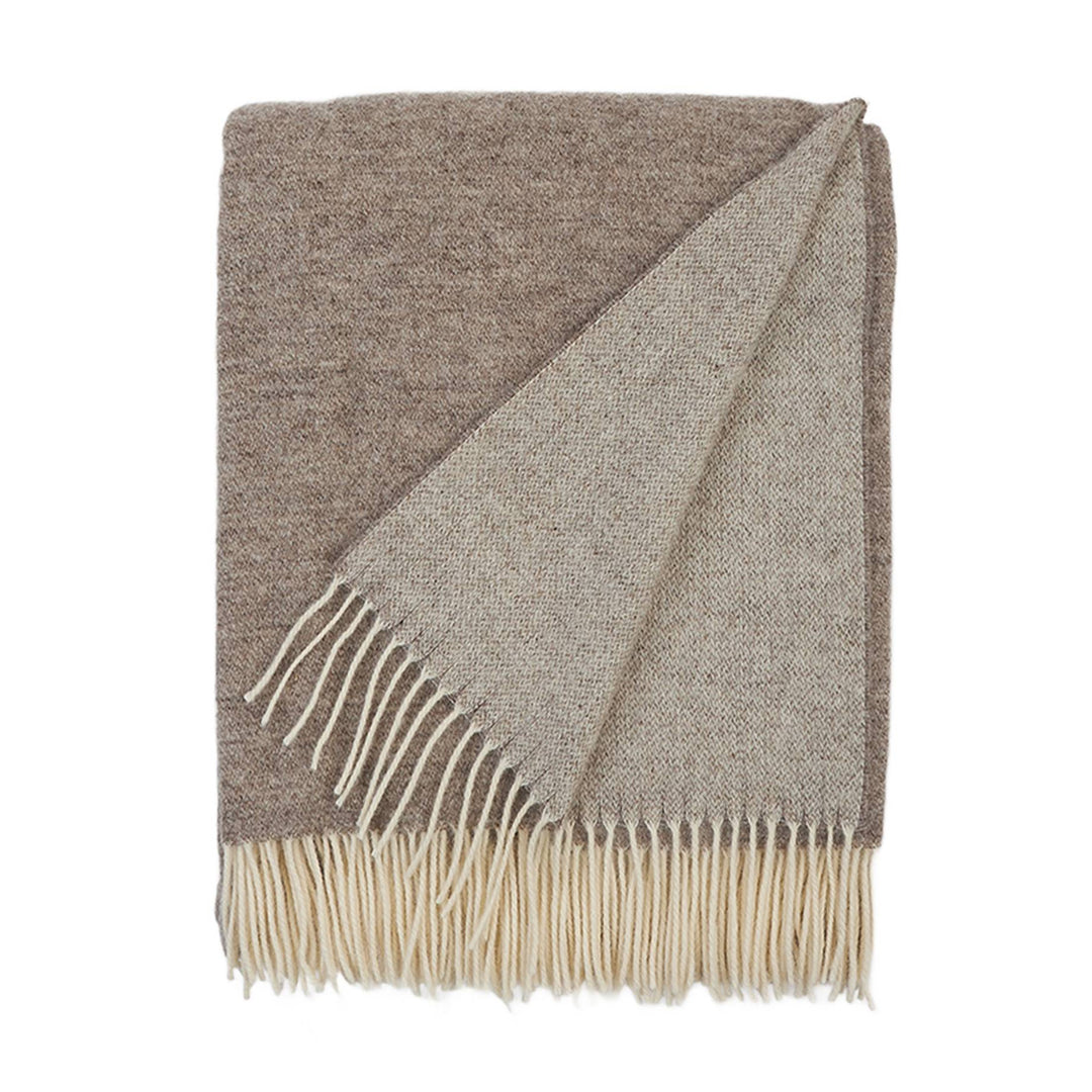 Dunkelrote Wolldecke aus neuseeländischer Wolle mit cremefarbenen Fransen | 140 x 200 cm | In 6 Farben erhältlich
